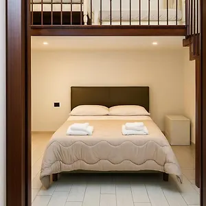 House Caracciolo By Loveinthetravel לינה וארוחת בוקר *