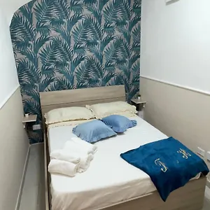 Titti House Tatil Evi Napoli