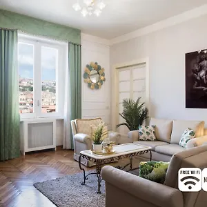 Carita Grandi Residenze Apartamento
