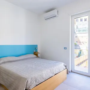 Apartment Brombeis Double Bedroom Center By Napoliapartments