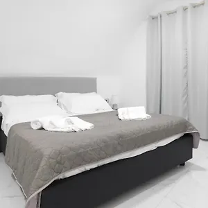 House Franco -nel Cuore Dei Spagnoli A *