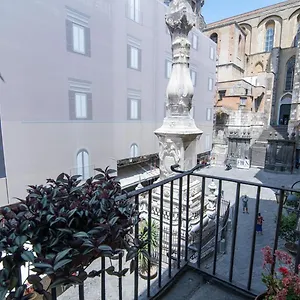 Konukevi Obelisco Di San Gennaro