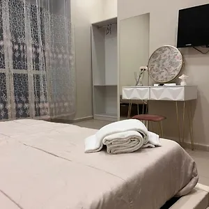 Internationals 43 Bed & Breakfast Naples