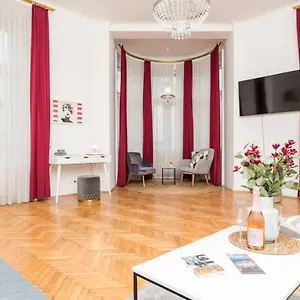 Casa Carlo Daire *