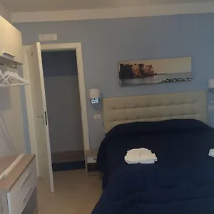 Bed & Breakfast Base Mergellina