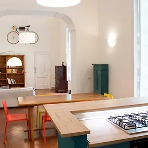 Daire Casa Dei Vergini Historical Center Napoli