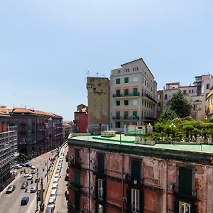 Oda ve Kahvaltı Holidays Napoli