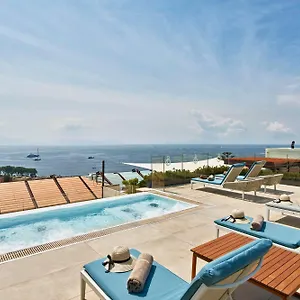 De Bonart Naples, Curio Collection By Hilton Neapel
