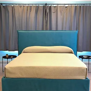 Casa Leopardi A *