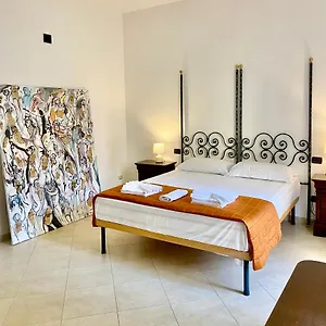 Guest house Matrimoniale Con Idromassaggio Naples