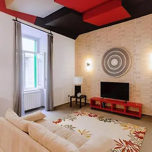 아파트 Mann House *