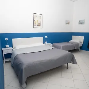 Flyresidence Garibaldi * נאפולי
