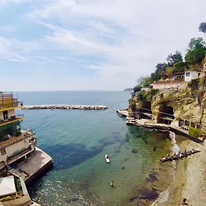 Feriehus Luxury In Posillipo Private Beach *